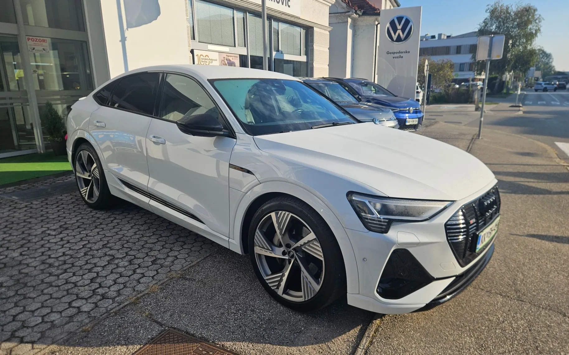 Zunanja slika - Audi e-tron - 55 quattro S line - 2