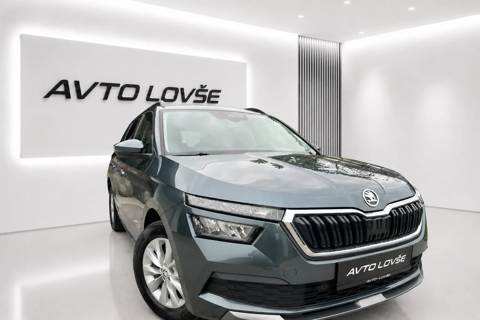 Zunanja slika - Škoda Kamiq - 1.6 TDI Ambition 1.LASTNICA-LED-NAVI-ODLIČNA - 2