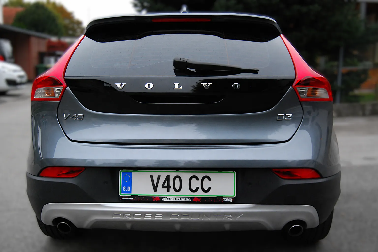 Zunanja slika - Volvo V40 - Cross Country D3 Geartronic Momentum  - Översta Edition - 5