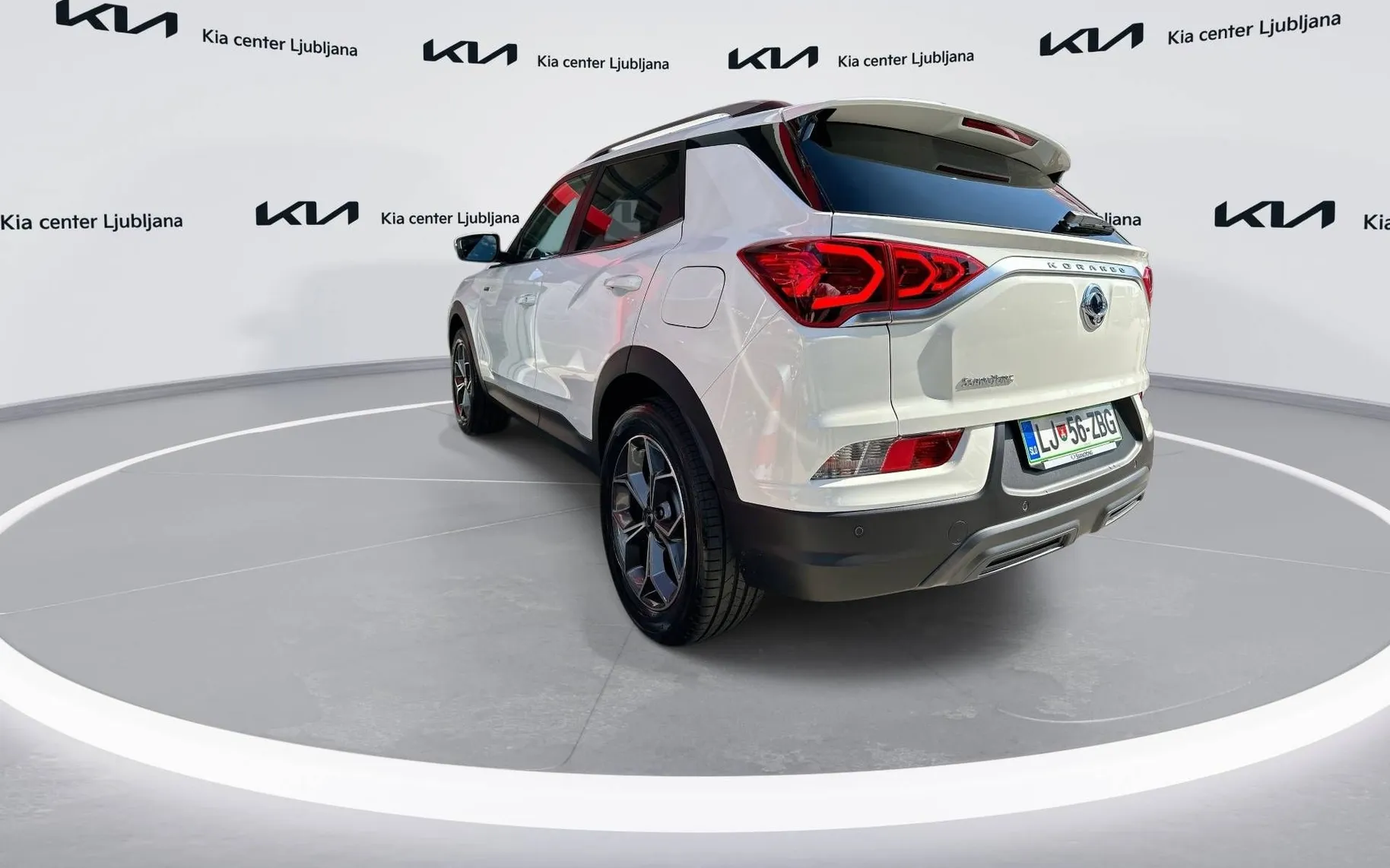 Notranja slika - SsangYong Korando - 1.5 T-GDi Exclusive 4WD AT... - 7