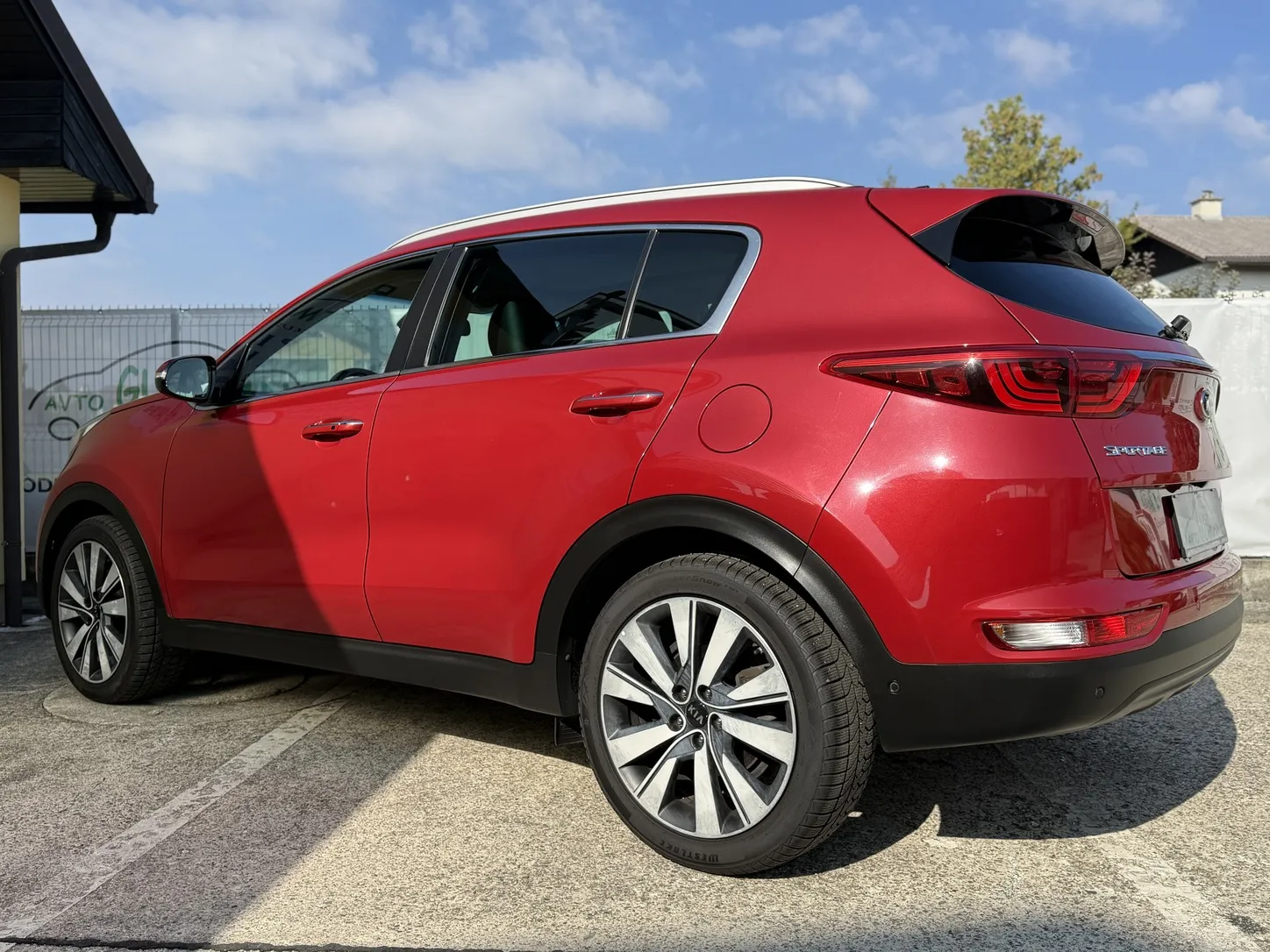Zunanja slika - KIA Sportage - 1.7/TD AUT. - 3