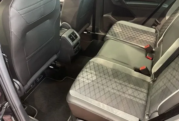 Zunanja slika - VW Tiguan - 2.0 TDI R-Line ACC + Vlečna Kljuka - 10