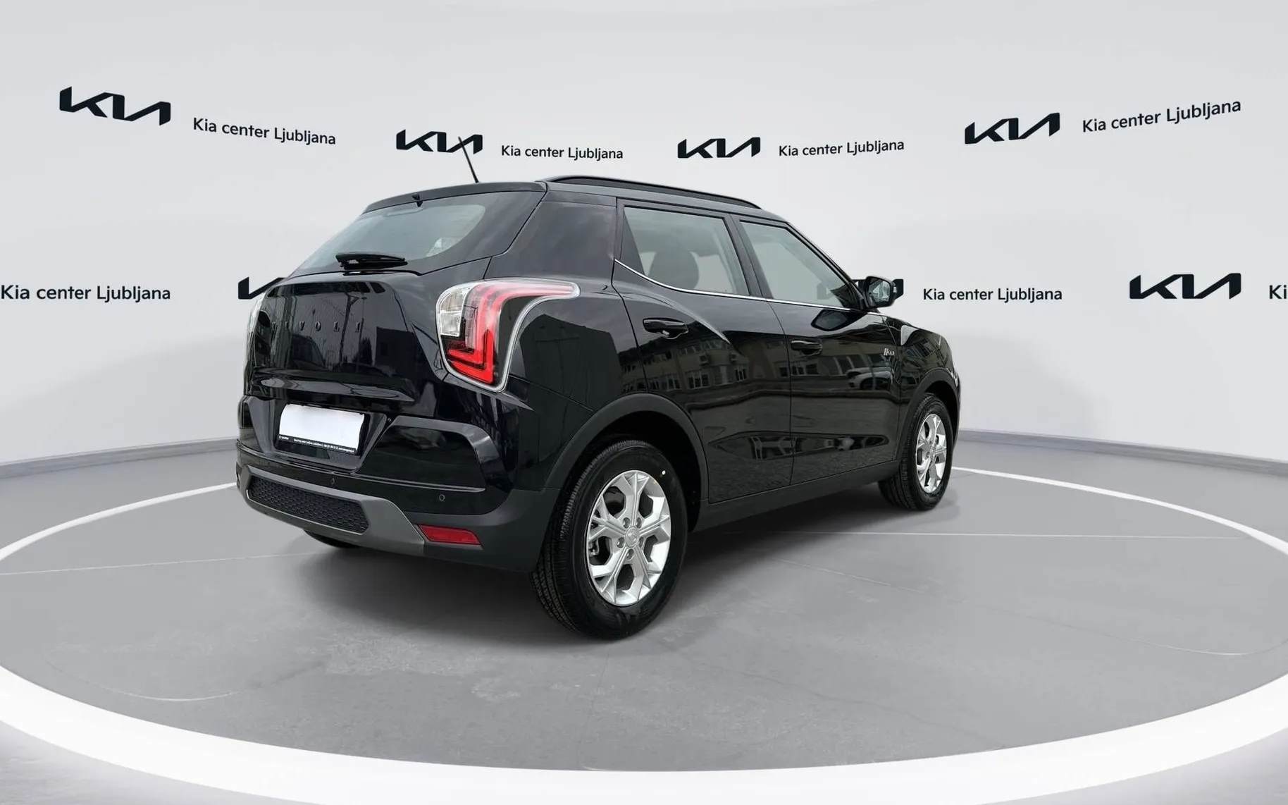 Zunanja slika - SsangYong Tivoli - 1.5 T-GDi Fresh 2WD M T... - 5