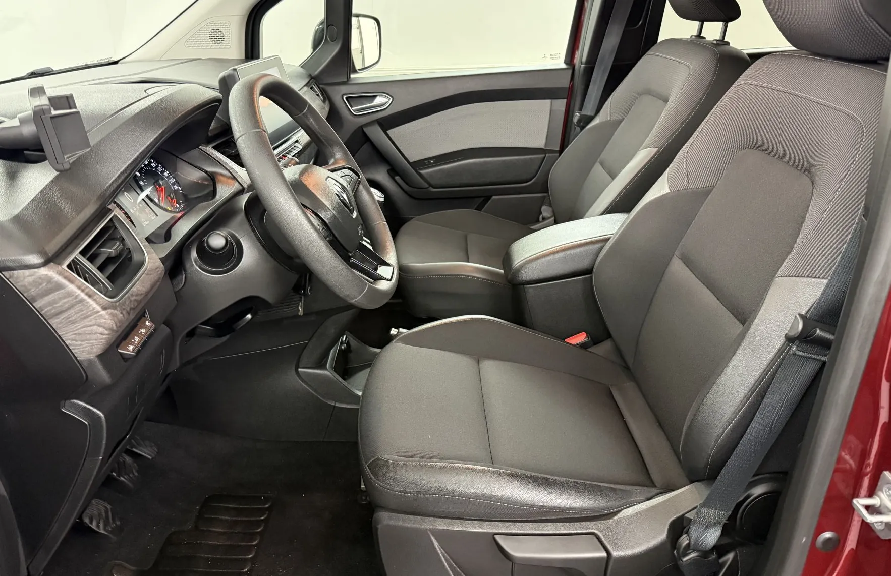 Zunanja slika - Renault Kangoo - 1.3 TCe 100 Edition One.USNJE.NAVI.KAMERA.BENCIN - 12
