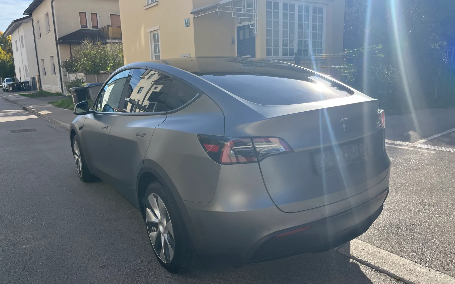 Zunanja slika - Tesla Model Y - 3D3 / 3D7 - 7