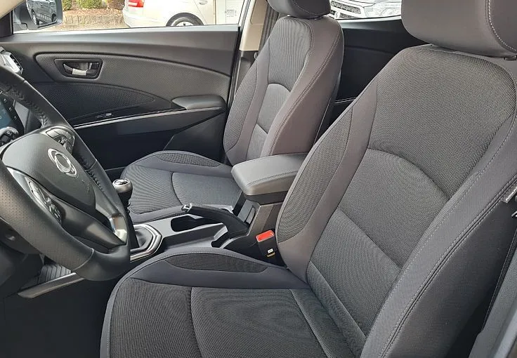 Zunanja slika - SsangYong Tivoli - 1.5 T-GDi Fresh 2WD M T - 11