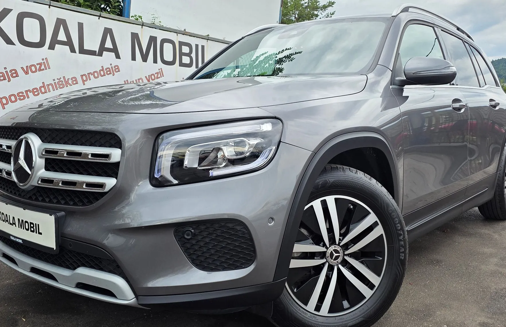 Zunanja slika - Mercedes-Benz GLB-Razred - GLB 180D AVT. LED-VIRTUAL-KAMERA-NAVI-ALU - 1