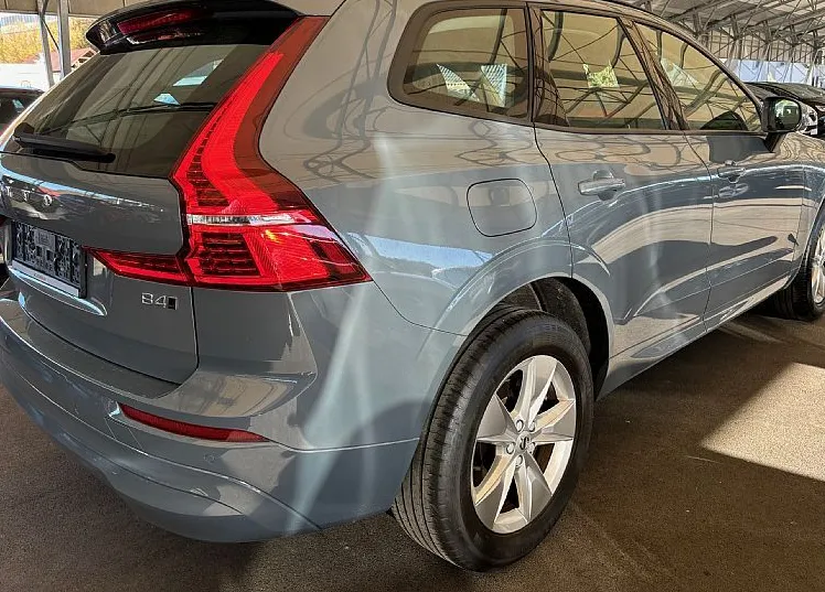 Zunanja slika - Volvo XC60 - B4D AWD AUT Core - 4