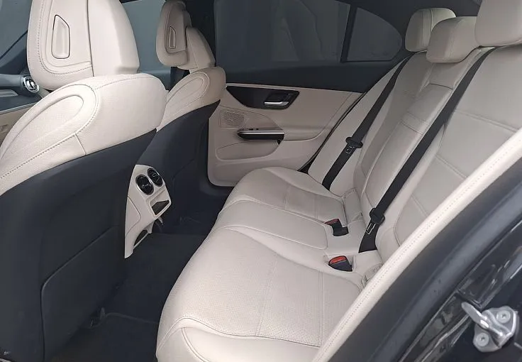 Zunanja slika - Mercedes-Benz C-Razred - C 180 AVANTGARDE - 8
