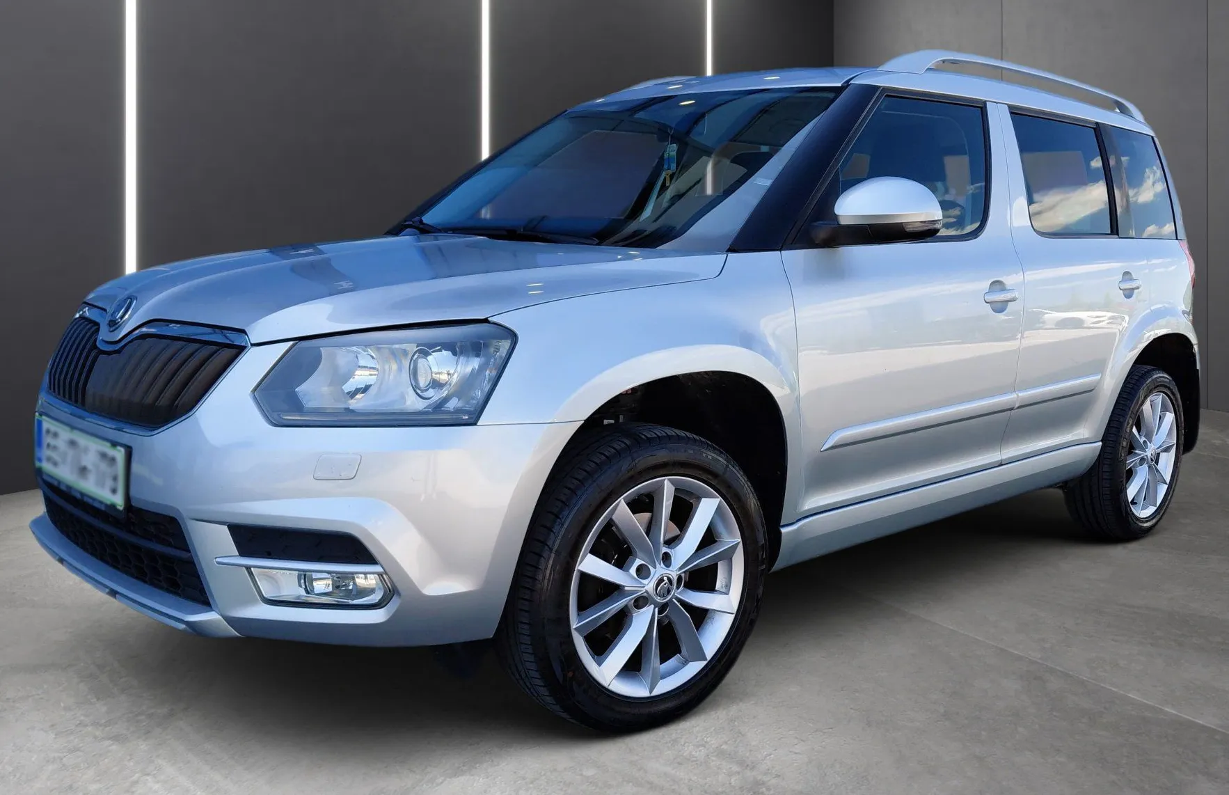 Zunanja slika - Škoda Yeti - 4x4 2.0 TDI Style DSG SLO - Kamera - 1