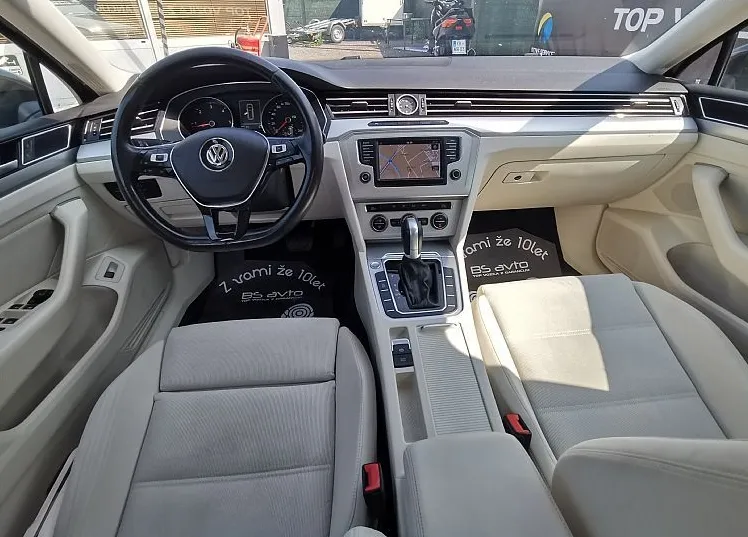 Zunanja slika - VW Passat - Variant 1.6 TDI AUT. BMT HIGHLINE-NAVI-PDC-RADAR-ALU - 11