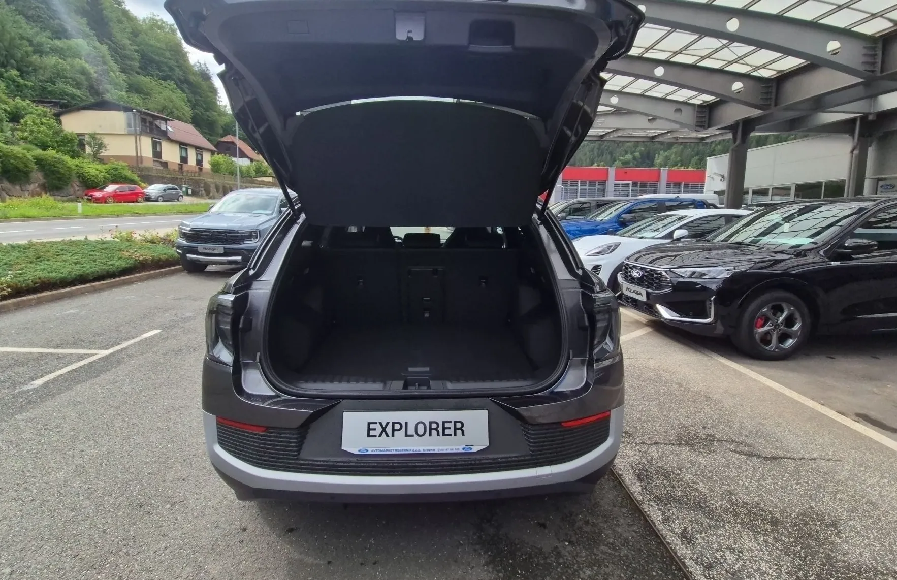 Zunanja slika - Ford Explorer - EV STYLE 170PS 52KWH RWD-NA ZALOGI-DOBAVA TAKOJ - 9