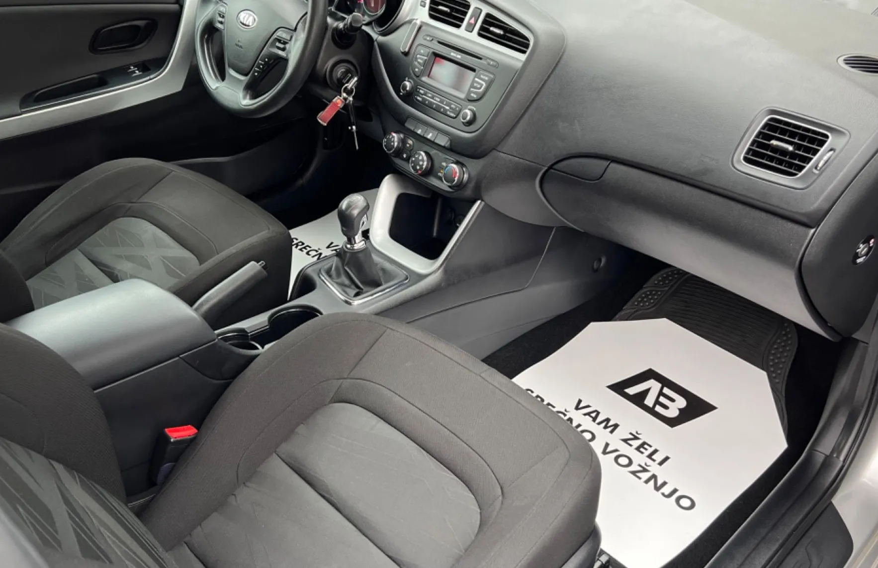Zunanja slika - KIA Pro_Ceed - 1.4 CVVT+SLO+SAMO 97.888km+USB - 16