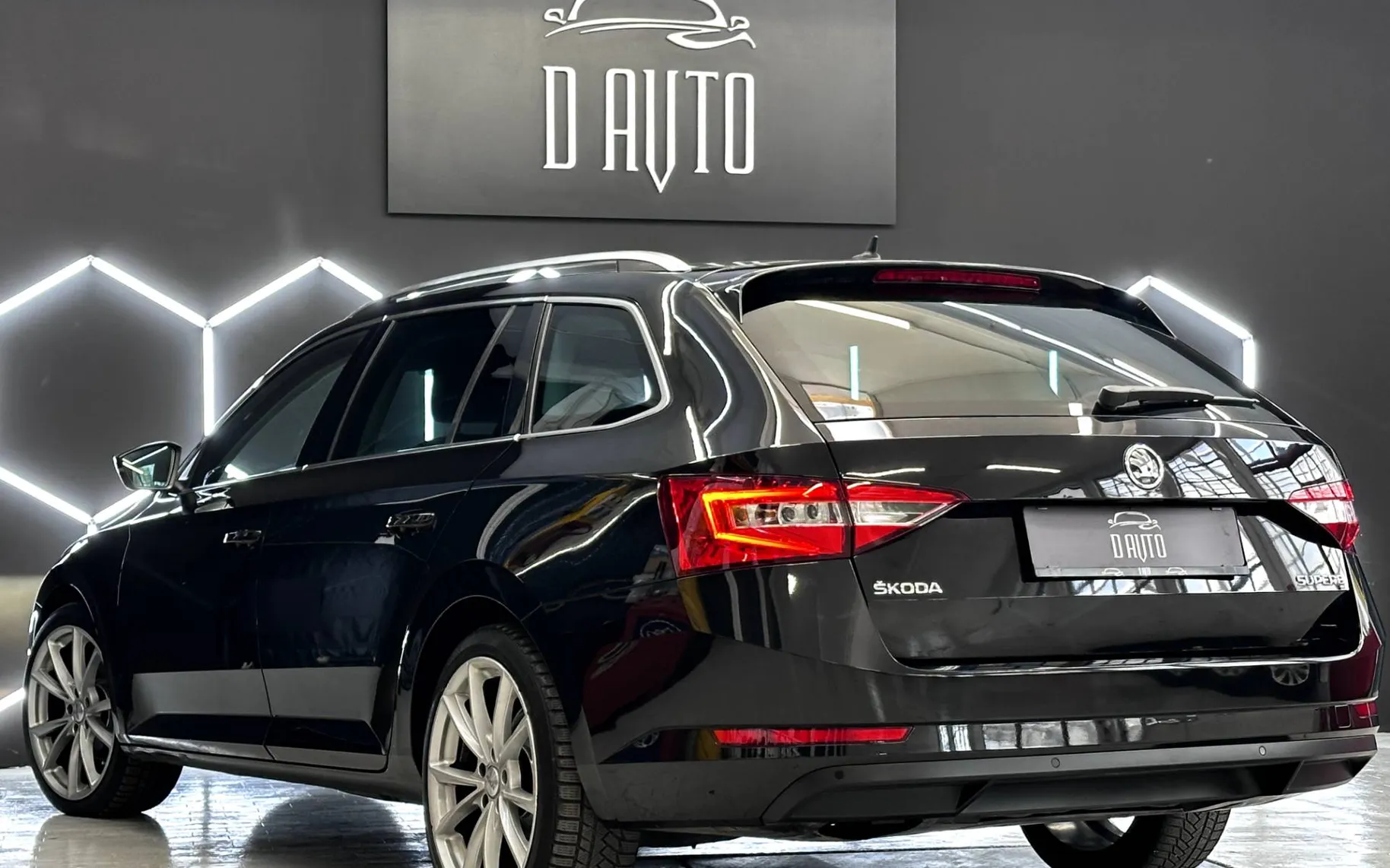 Zunanja slika - Škoda Superb - 2.0 TDI 110 kW DSG-VIRTUAL-KLJUKA-MEMORY... - 6