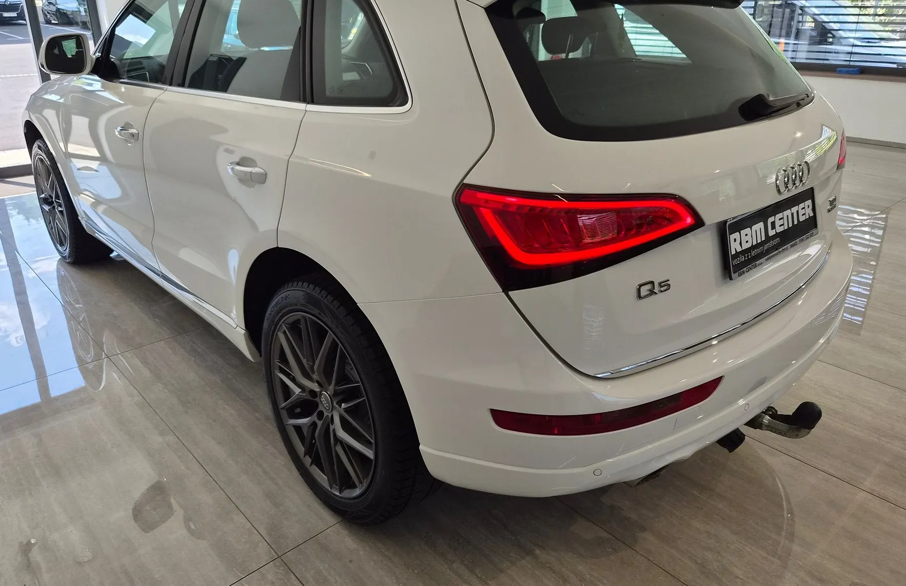 Zunanja slika - Audi Q5 - 2.0 TDI QUATTRO|SLO|XENON|TEMPOMAT|BT|NAVI|PDC - 5