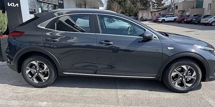 Zunanja slika - KIA XCeed - 1.0 T-GDi LX SMART ISG. M T 84.6 kW - 2