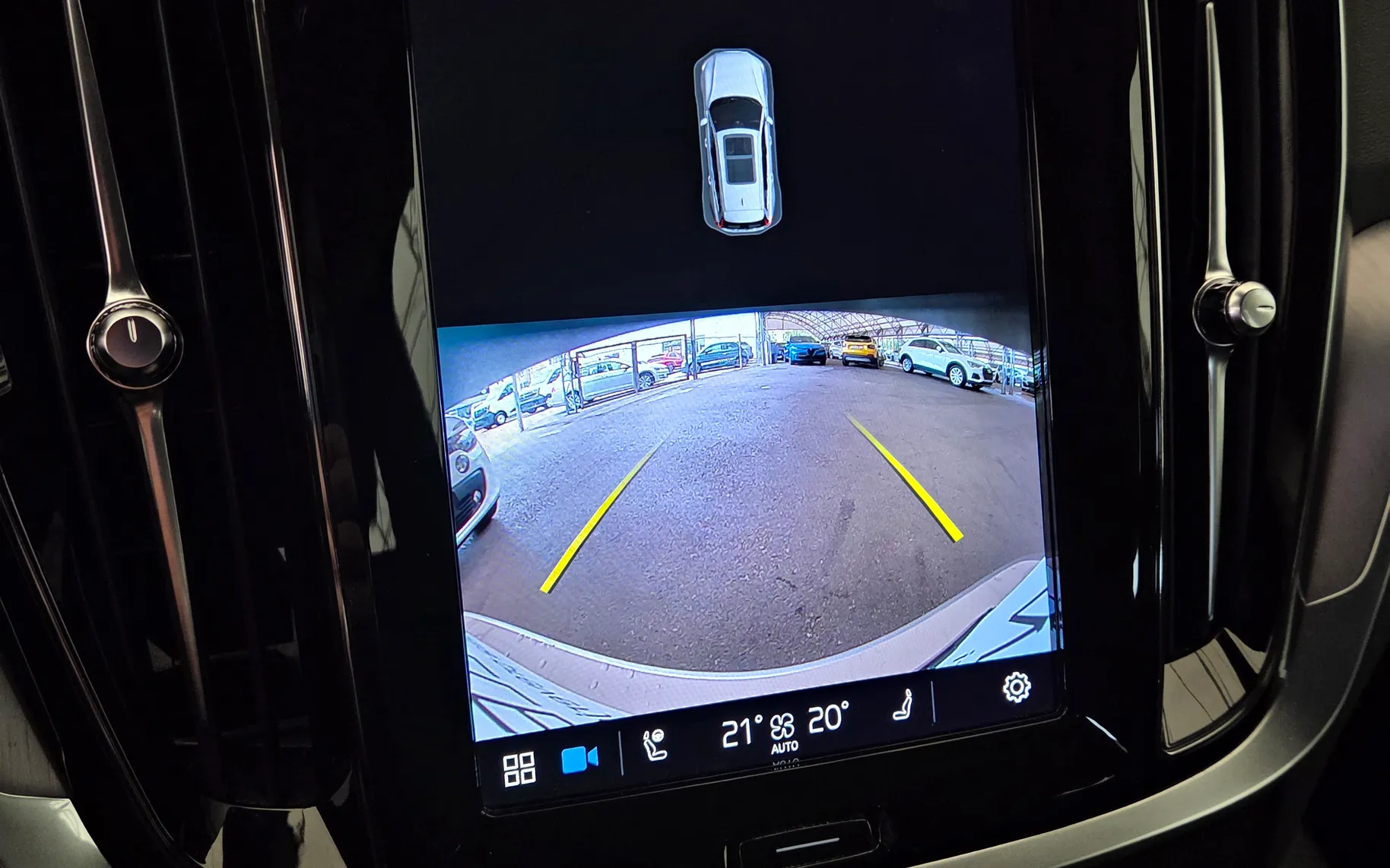 Zunanja slika - Volvo V60 - 2.0 B4 Core ACC-KAMERA-NAVI-LED-GRETJE SPR/ZAD.SED - 7