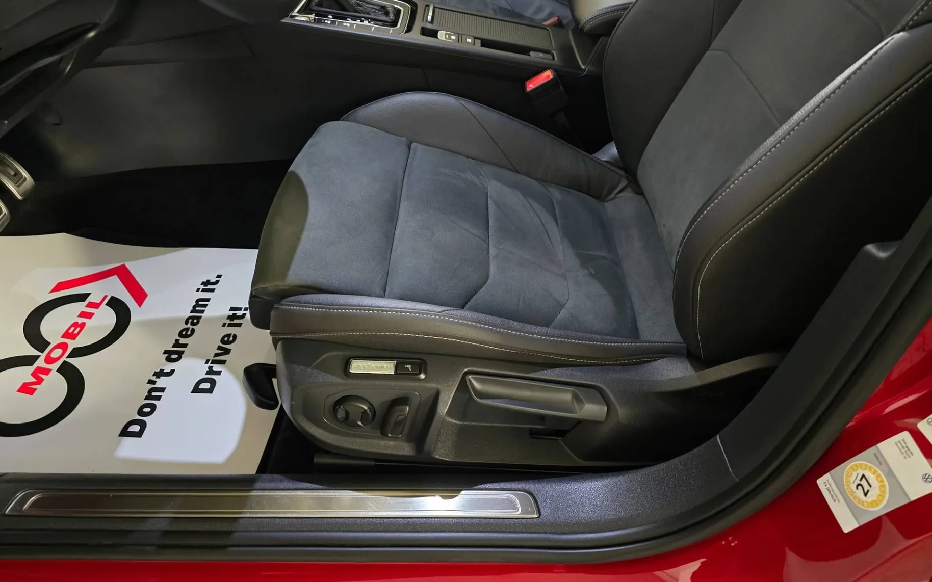 Notranja slika - Volkswagen Arteon Shooting Brake - Arteon SB 2.0 TDI R-Line DSG - Matrix.360kam.DCC - 19