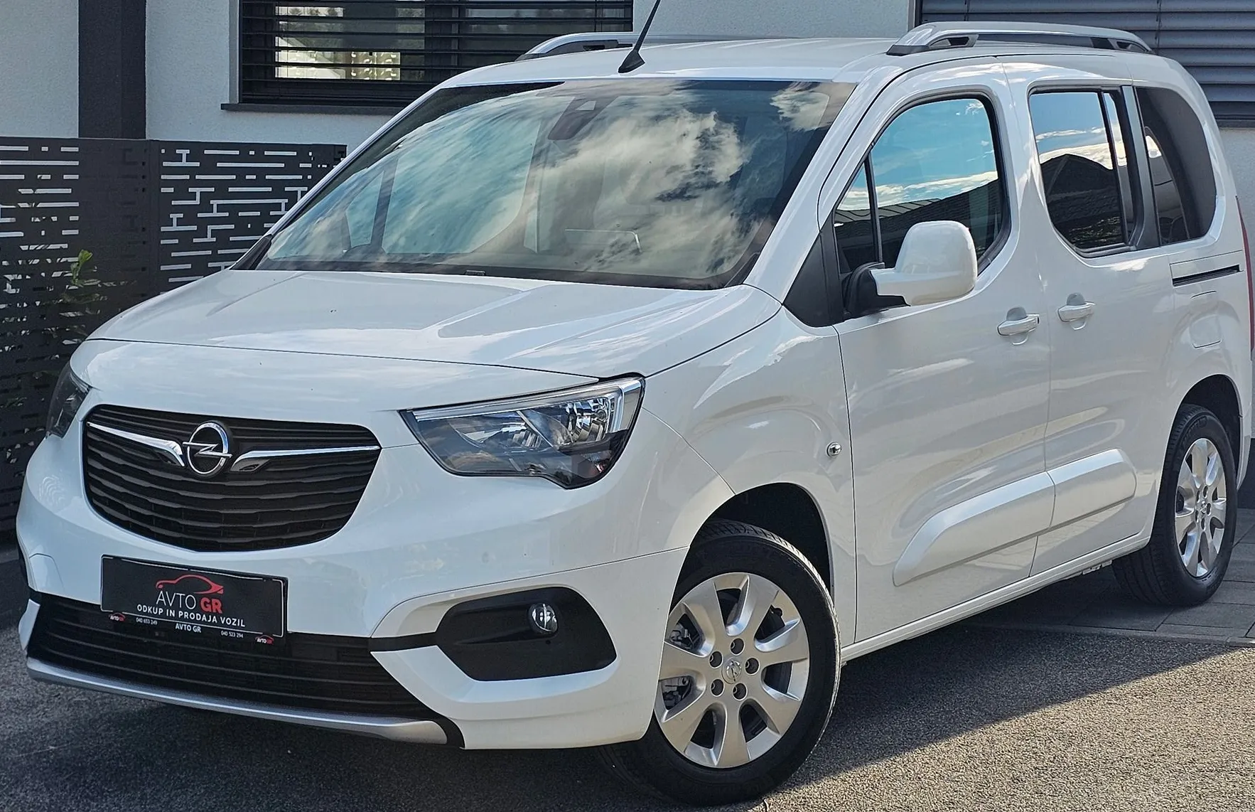 Zunanja slika - Opel Combo - 1.5 CDTI-Life-AUT. Le 125.000km-ODLIČEN-LED-Start- - 16