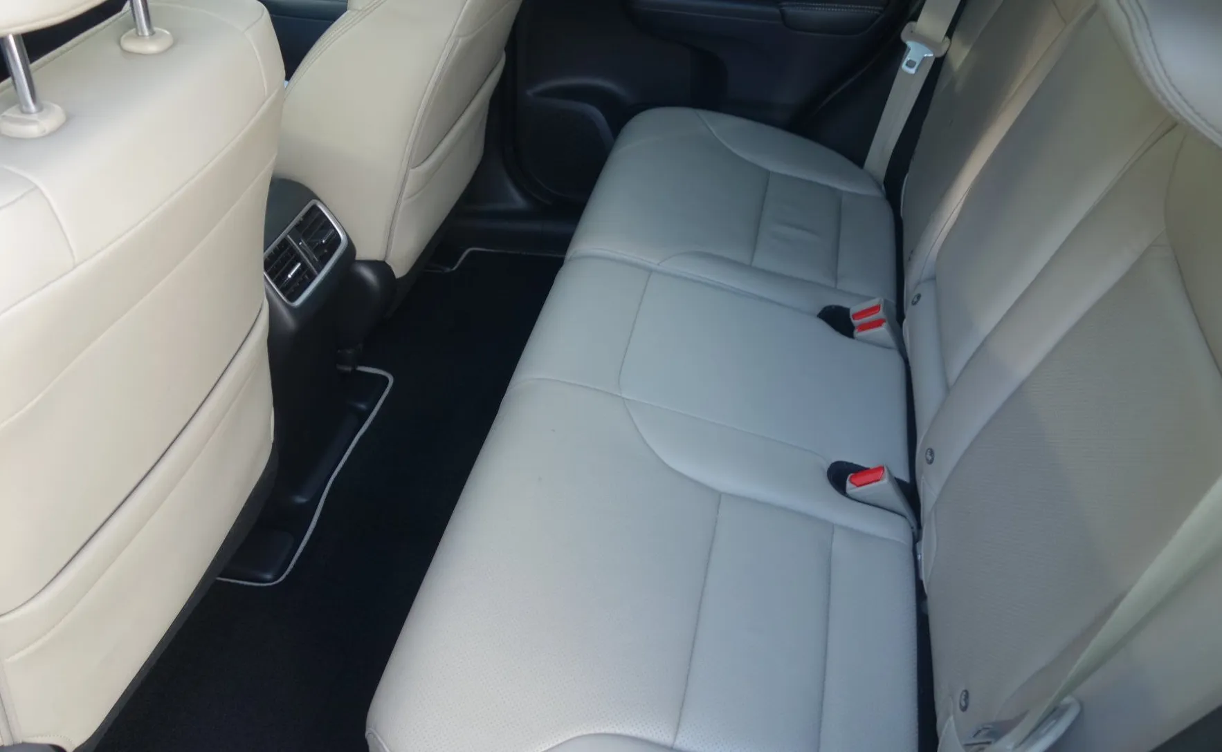 Zunanja slika - Honda CR-V - 4WD 1.6 i-DTEC - 6