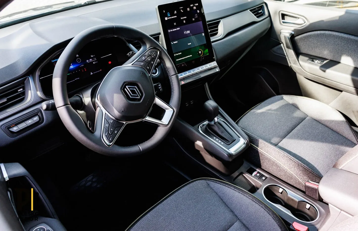 Zunanja slika - Renault Captur - TCe 160 EDC Techno - 9