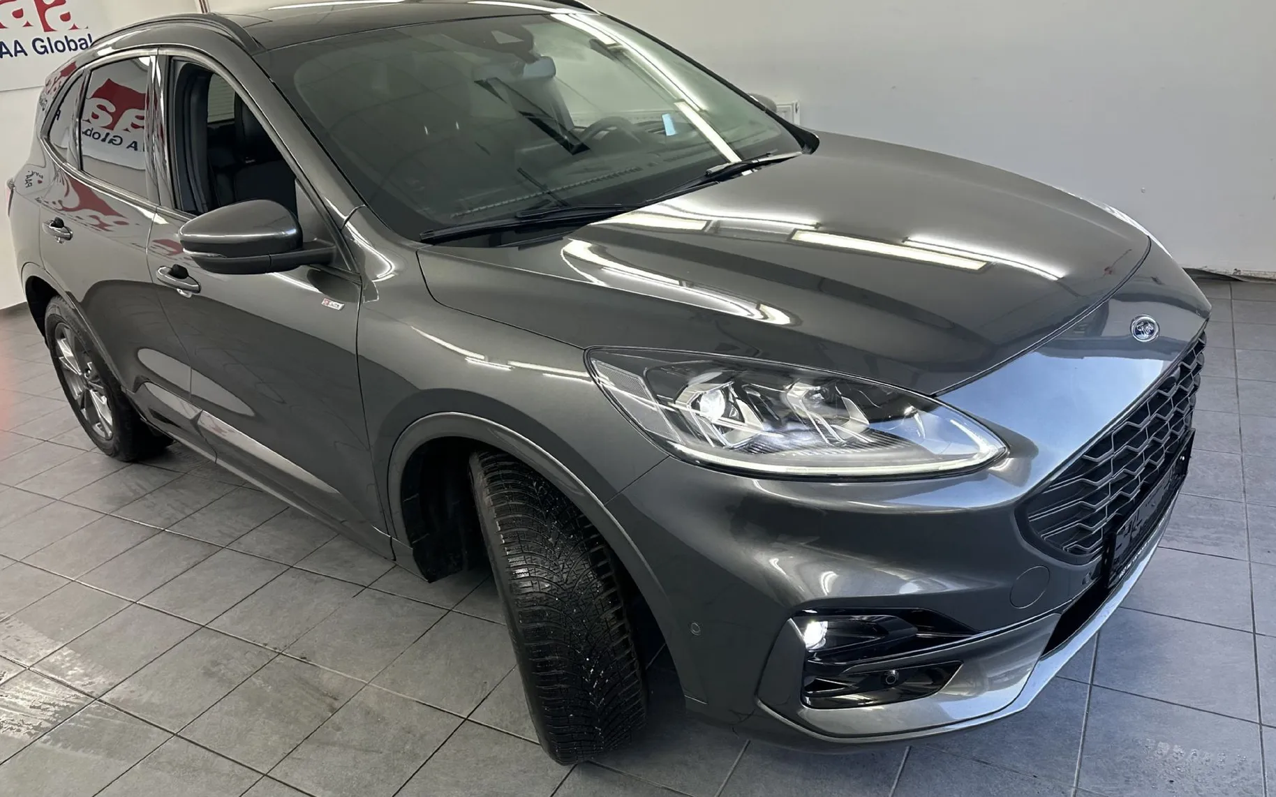 Zunanja slika - Ford Kuga - 1.5 EcoBoost ST-Line.NEMŠKA.PANORAMA.KLJUKA.BENCIN - 1