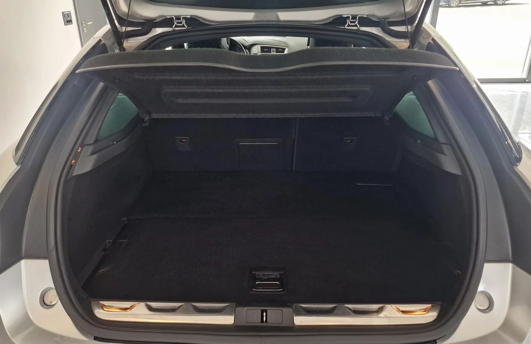 Zunanja slika - Citroën DS5 - Hybrid4 KEYLESS|NAVI|KAMERA|PANORAMA|TEMPOMAT - 8