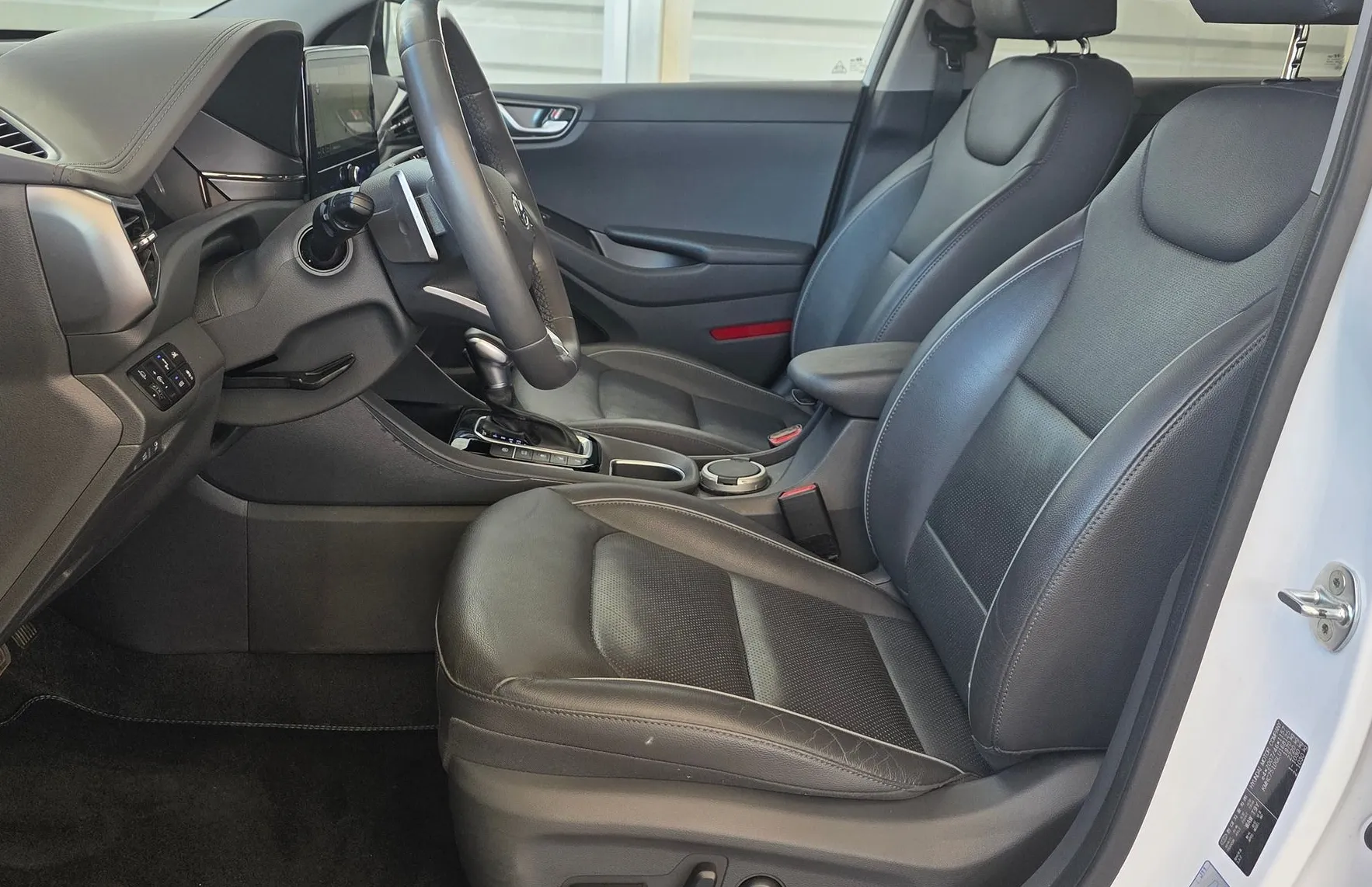 Zunanja slika - Hyundai Ioniq - - SLO-  LED - USNJE - KAMERA - MEMORY - FUL OPREMA - 8