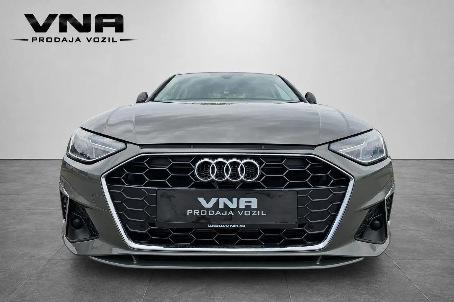 Zunanja slika - Audi A4 - TFSI S-LINE |NARDO|KAMERA|NAVI|PANO|ALU18|TOP| - 2