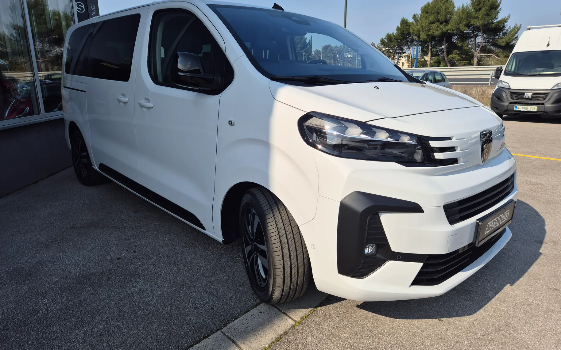 Zunanja slika - Peugeot Traveller - L2 Business Vip 2.2 B-HDI 180 EAT8 - 11