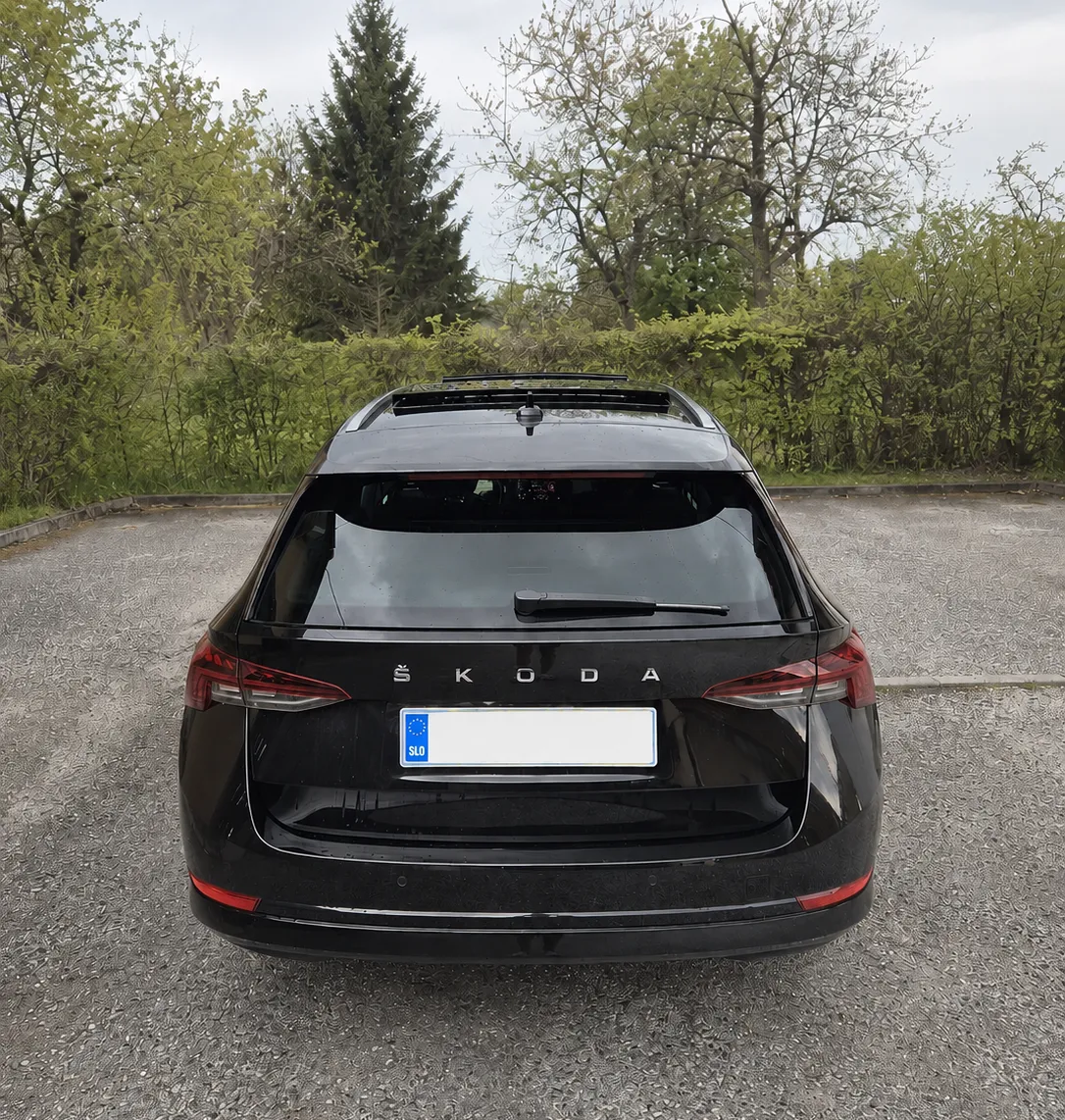 Zunanja slika - Škoda Octavia - Combi 2,0 TDI Style DSG - 5
