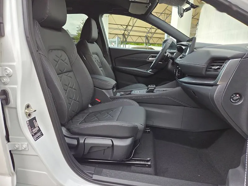 Zunanja slika - Nissan Qashqai - 1.3 DIG-T MHEV Tekna X-Tronic BREZ PANORAME - 13