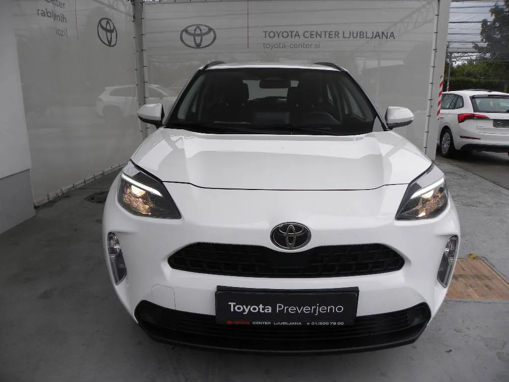 Zunanja slika - Toyota YARIS CROSS HYBRID - Toyota  1.5 VVT-i Luna Avt. - 2