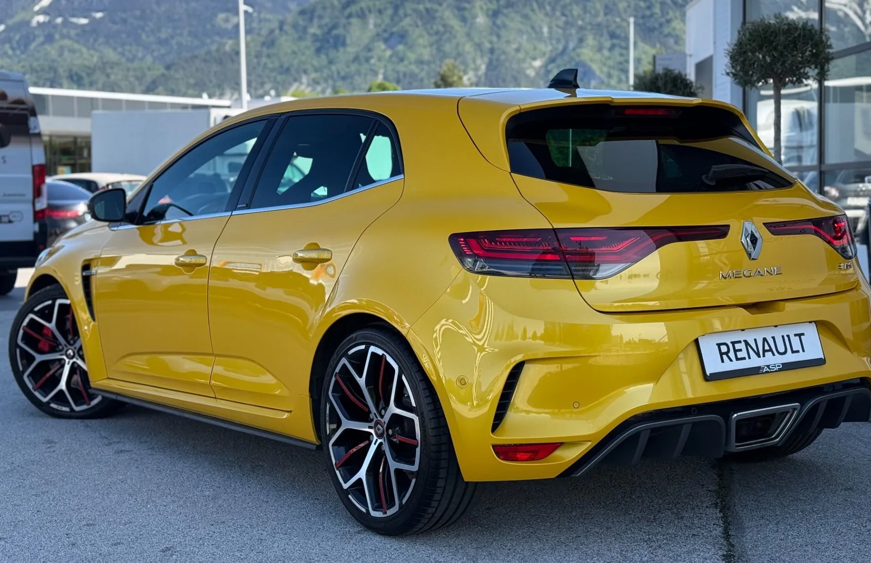 Zunanja slika - Renault Mégane - Megane RS Trophy TCe 300 EDC - 4