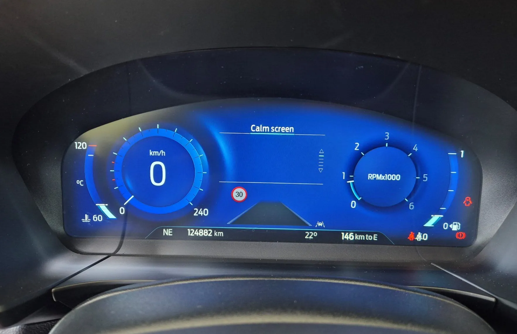 Zunanja slika - Ford Kuga - ST-LINE 1.5 EcoBlue 120PS-SLO-2.LAST-VELIK SERVIS - 10