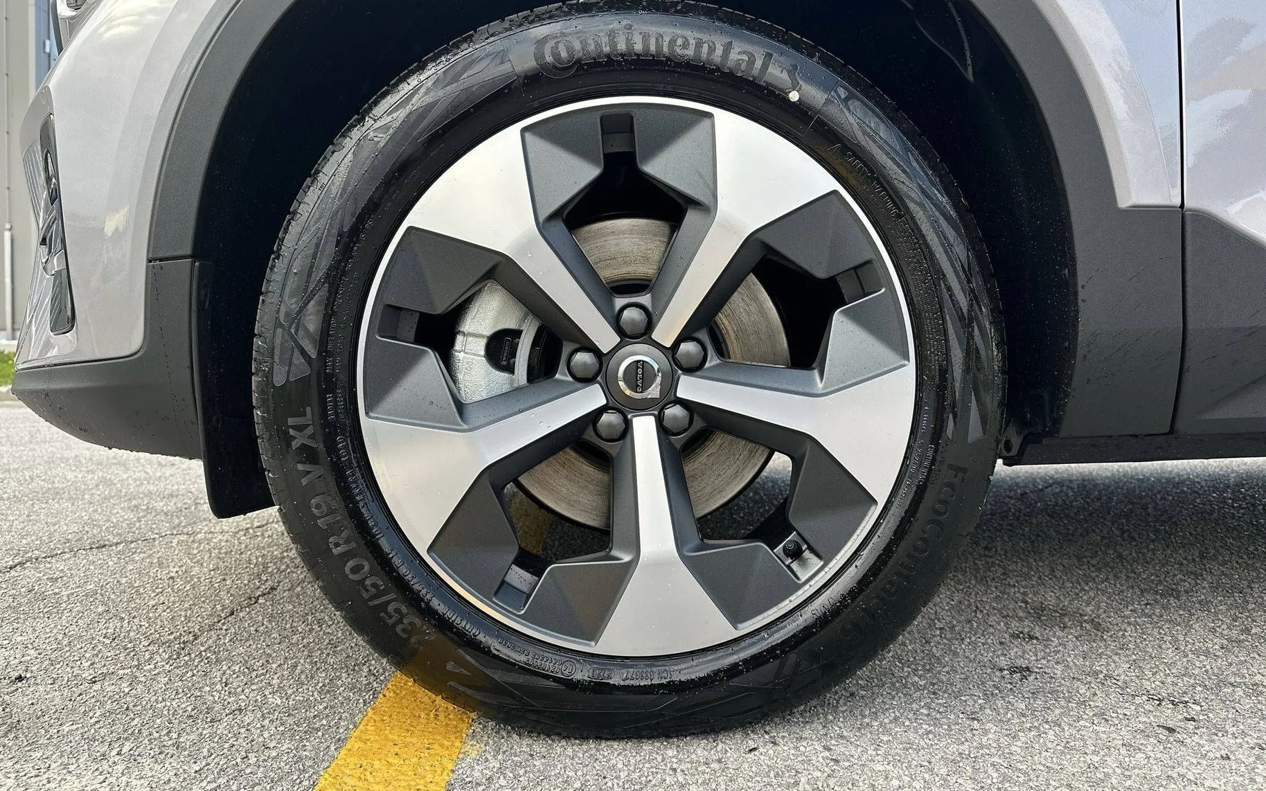 Notranja slika - Volvo XC40 - B3 P Plus Dark Avt. - 9