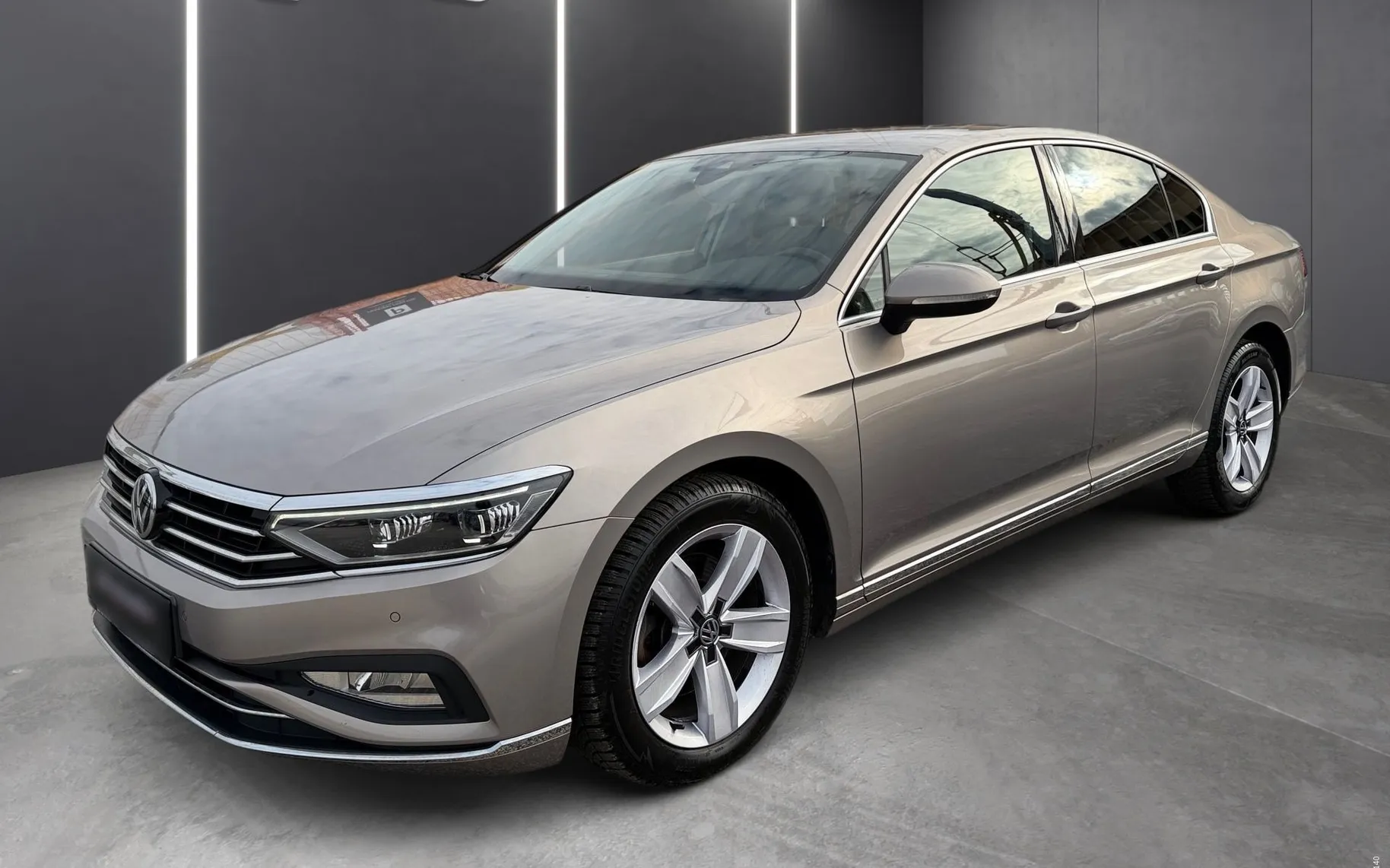 Zunanja slika - Volkswagen Passat - 2.0 TDI Elegance DSG Matrix - Kamera - SLO - 1