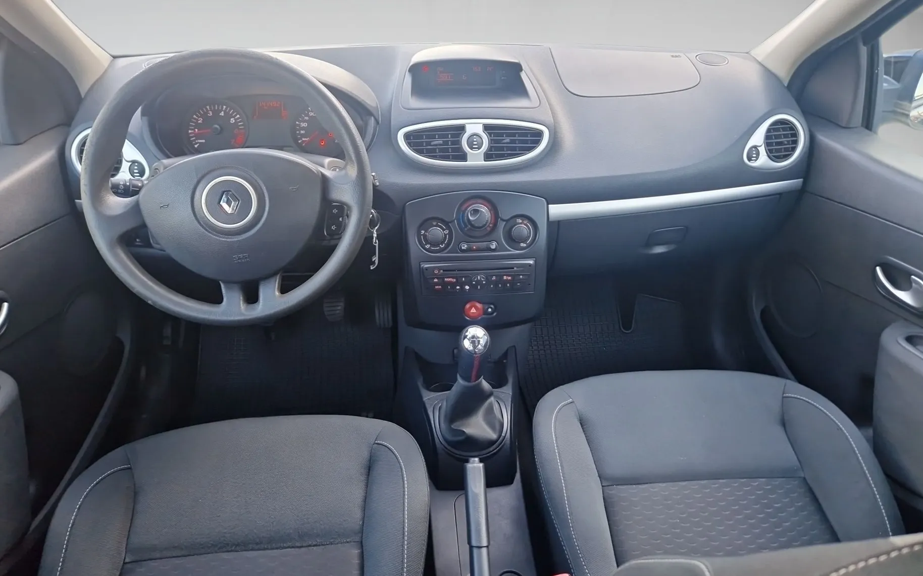 Zunanja slika - Renault Clio - 1.2 16V Dynamique - 10