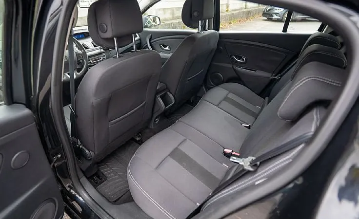 Zunanja slika - Renault Mégane - Megane  1.9 dCi 130 - 12