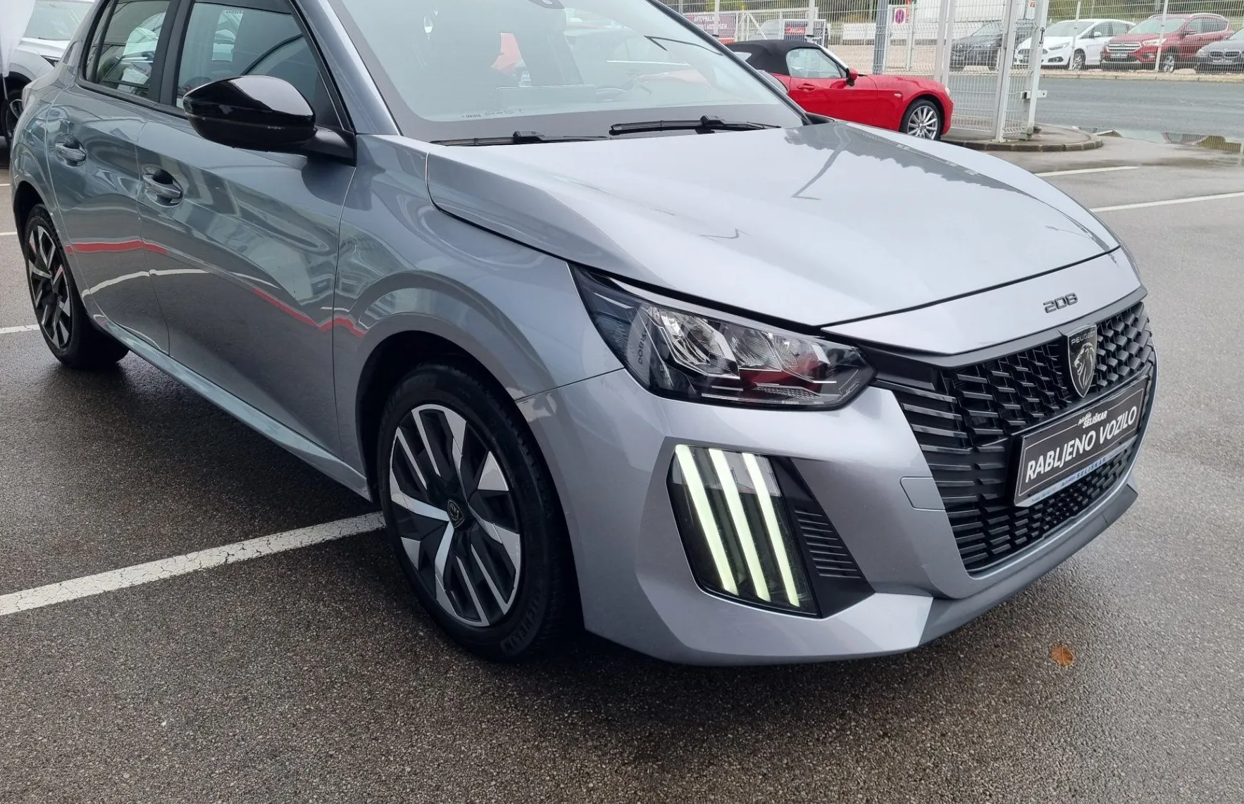 Zunanja slika - Peugeot 208 - 1.2 PureTech 75 Active - KOT NOVO - SAMO 25.027km - 4
