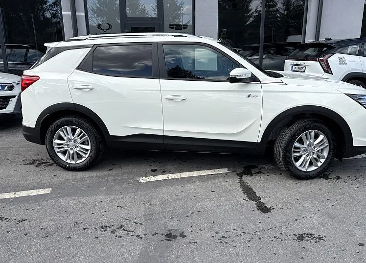 Zunanja slika - KG Mobility Korando - 1.5 T-GDI 110 kW Smart 4WD M T - 3