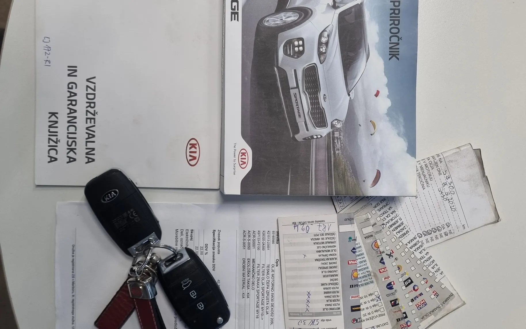 Zunanja slika - KIA Sportage - 1.7 - SLOVENSKI - 2. LASTNIK - POTRJENA SERVISNA - 1