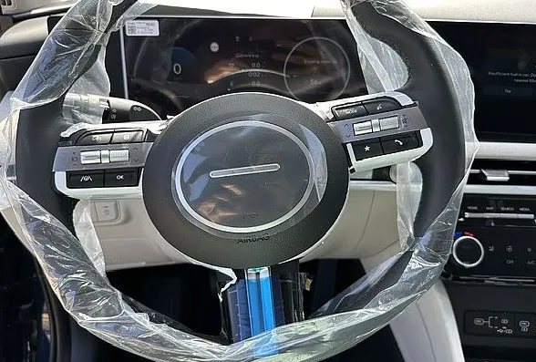 Zunanja slika - Hyundai Tucson - 1.6T T-GDI Premium°°Winter°°El. prtljažnik°°Kamera - 8