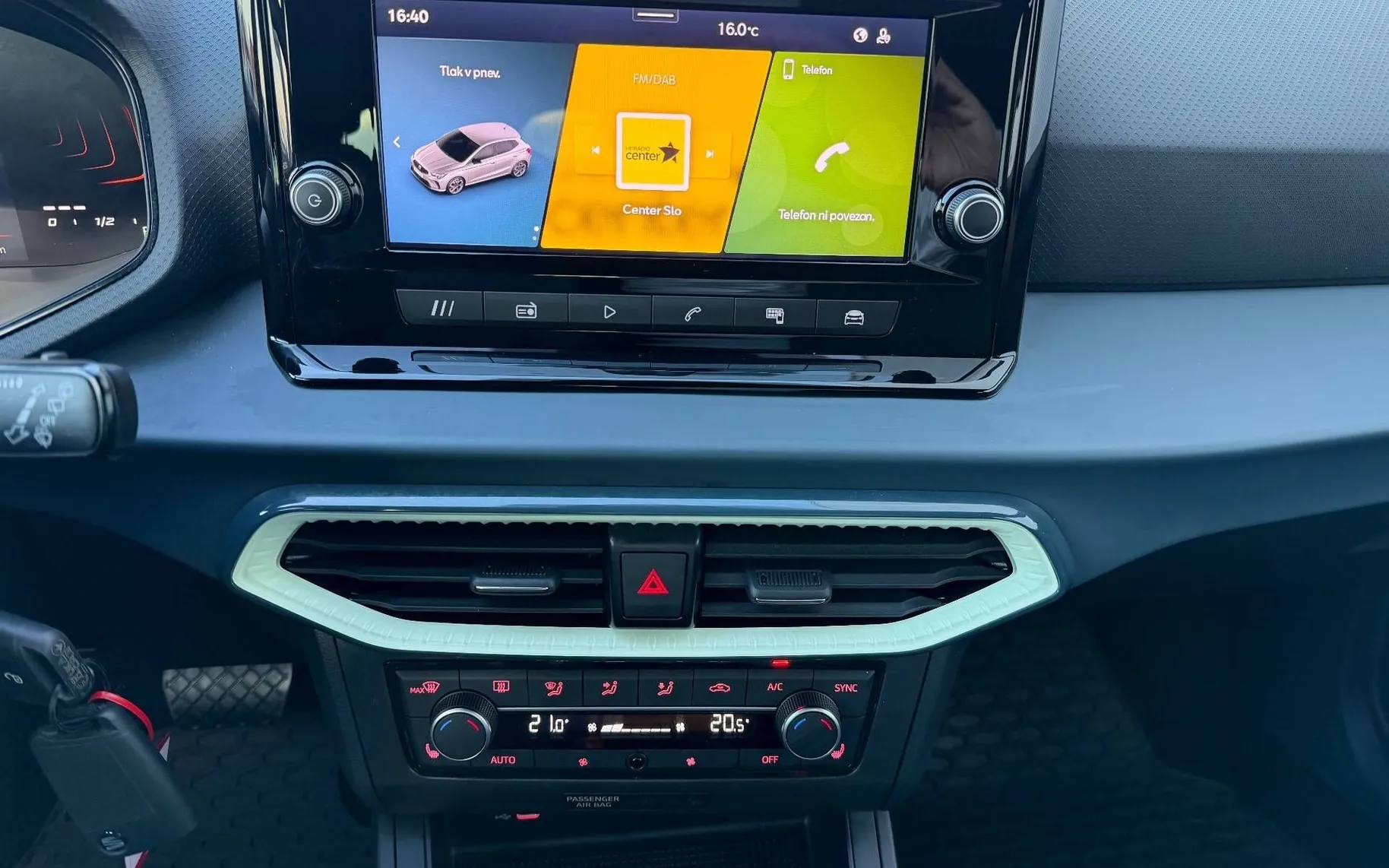 Notranja slika - Seat Ibiza - 1.0 TSI Style DSG-SLO-ACC-PDC-Vzvratna kamera - 9