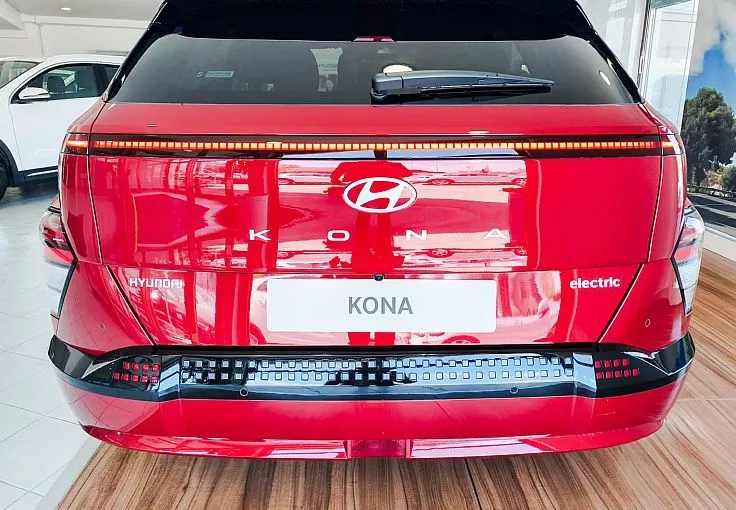 Zunanja slika - Hyundai Kona - EV 48.4kWh PREMIUM-AKT.T-TOPL.ČR-AMBIENT-LED-VIDEO - 5