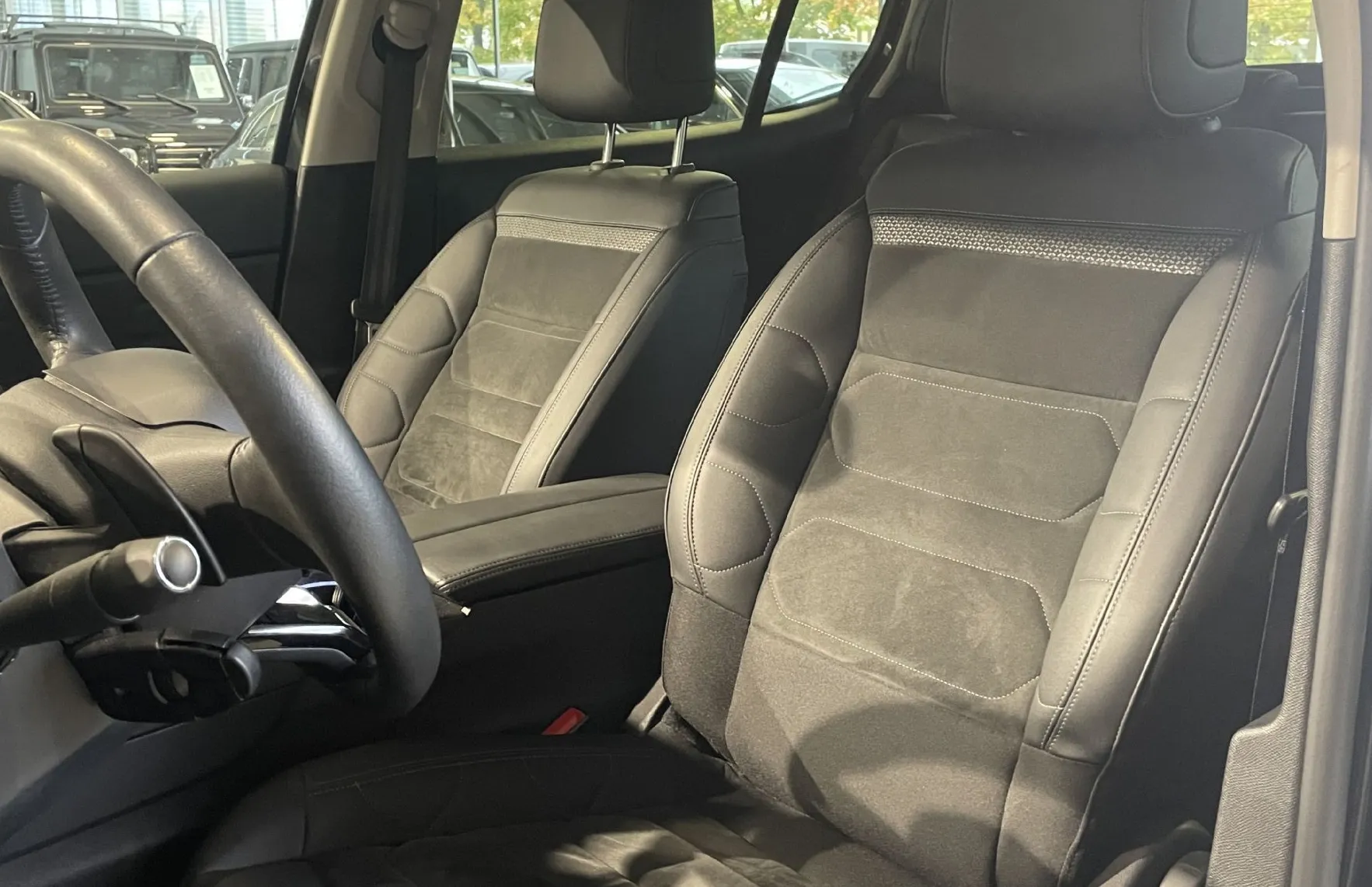 Zunanja slika - Citroën C5 Aircross - 1.LASTNIK-KEYLESS-NAVIGACIJA-360KAMERA-RADAR-LED - 9