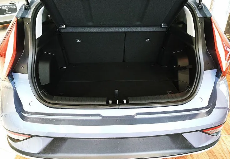 Zunanja slika - Hyundai Bayon - T-GDI PREMIUM AVT-ČRNA STREHA-AKT.TEMP-WINT-VIDEO - 6