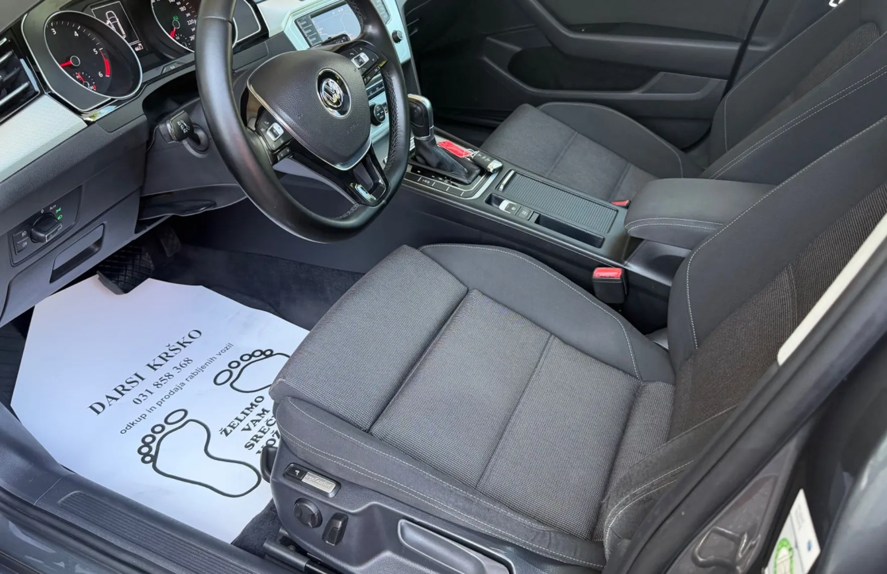 Zunanja slika - Volkswagen Passat - Variant 2.0 TDI DSG FULL LED ACC NAVI PANO PRIKLOP ALU18 - 12