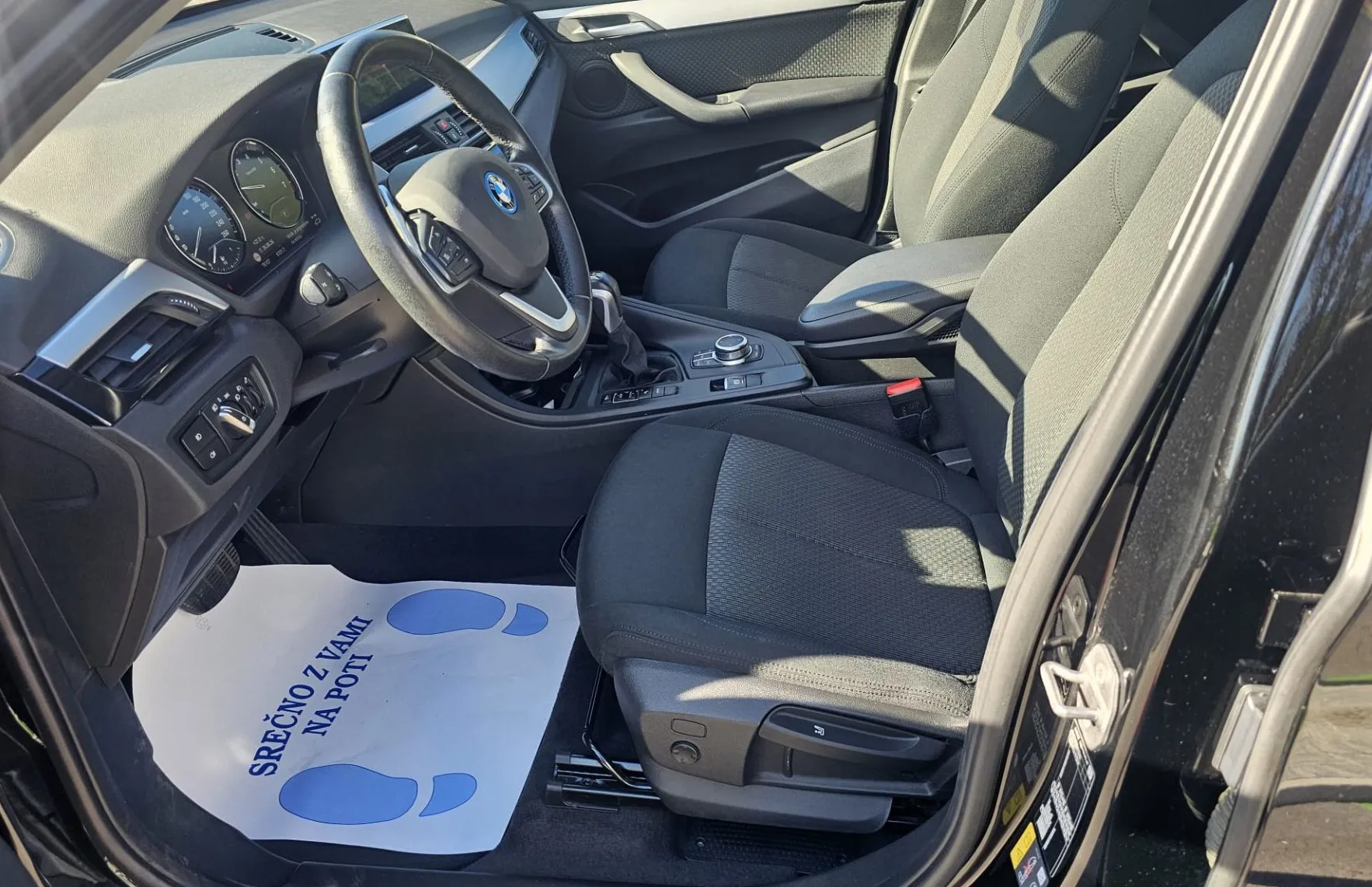 Zunanja slika - BMW X1 - serija : xDrive25e Advantage Avt.|navi|el prtljažnik|fulLED - 8
