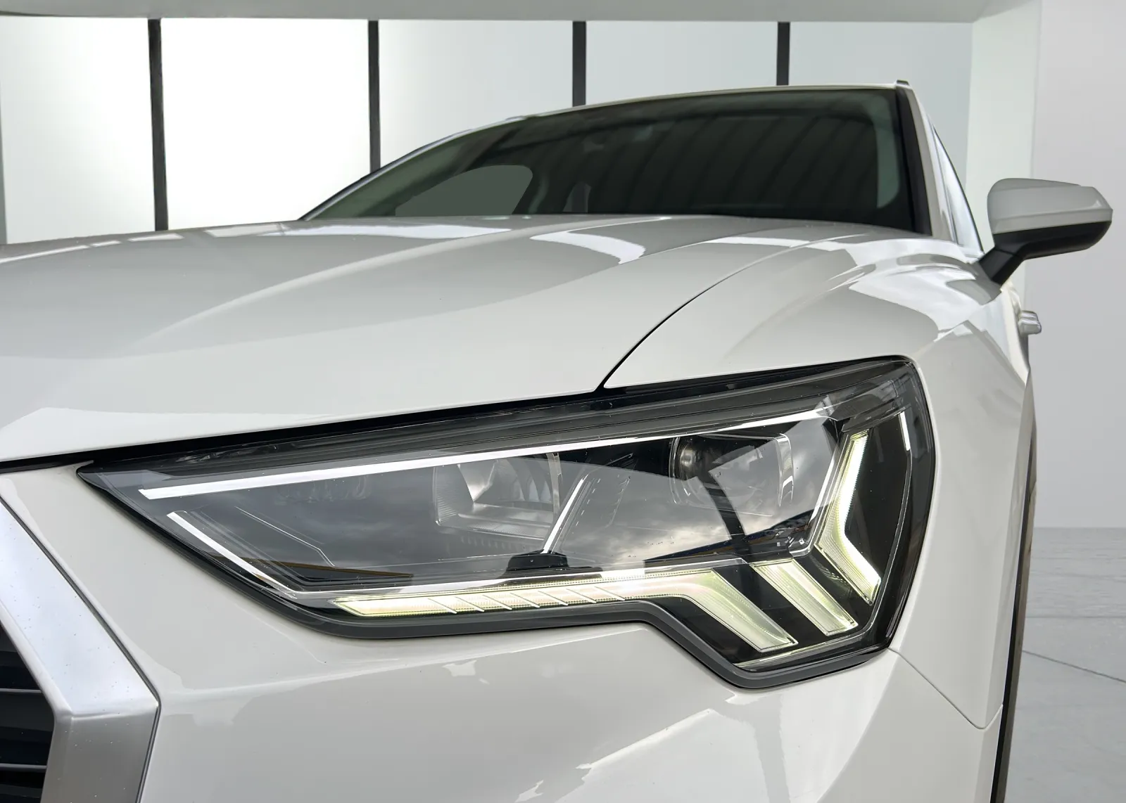 Zunanja slika - Audi Q3 - 35 TDI S tronic Quattro - 24